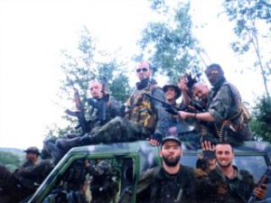 Grupi i ashtëquajtur çakejtë akuzohet për krime lufte në Kosovë