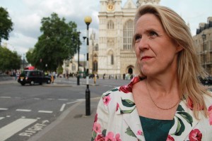 Viktoria Lambert, Kontesha e Klankartit, e mbështet një ligj në Parlamentin e Britanisë që do të lejonte vajzat të trashëgojnë titujt e fisnikërisë Foto: Jeta Abazi Gashi