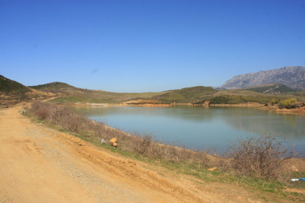 Liqeni i Qinamit.