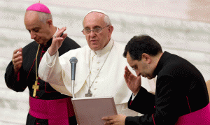Papa Françesk në Romë më 17 shtator 2014. (AP Photo/Andrew Medichini)