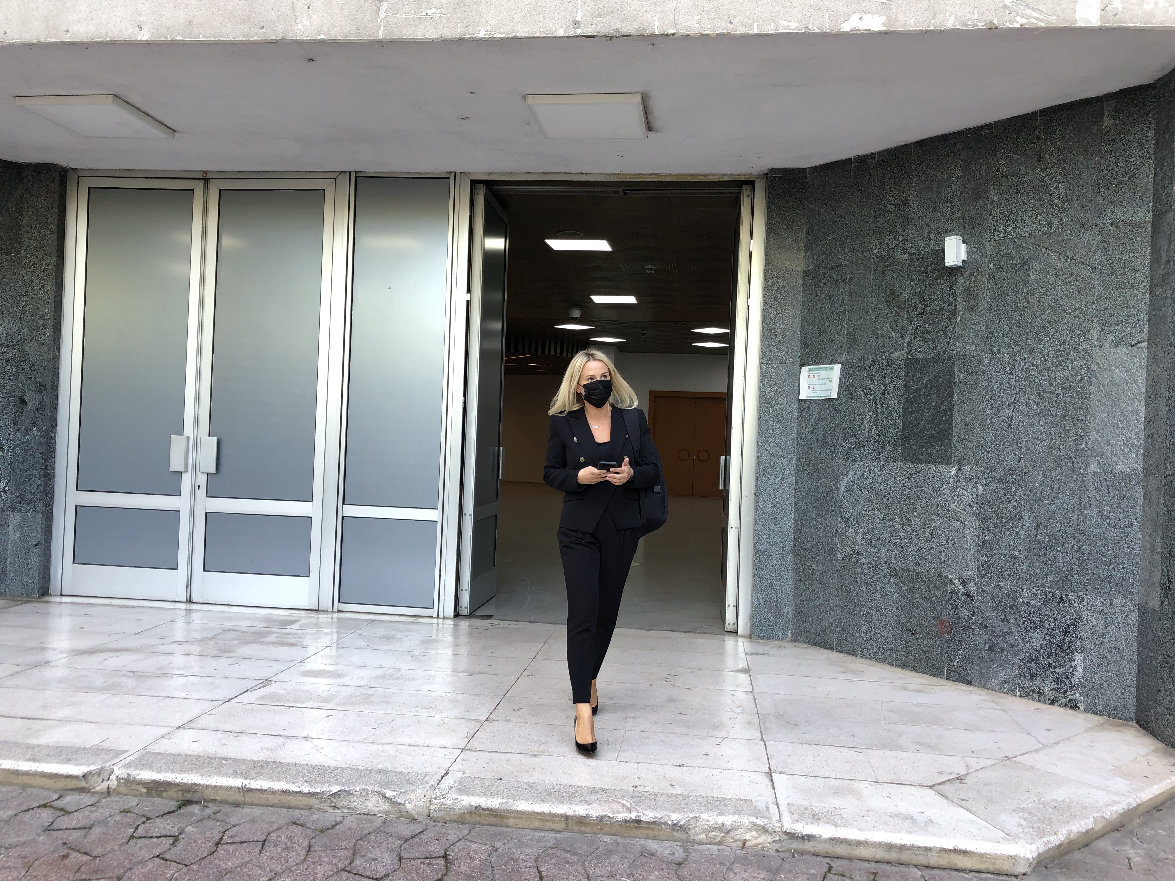 Prokurorja Pranvera Pustina pas seancës dëgjimore në KPK. Foto: Edmond Hoxhaj. 