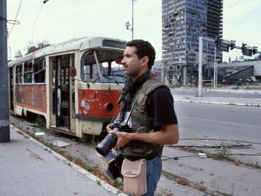 Roger Richards në Sarajevë në vitin 1993. 