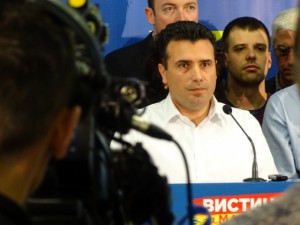 Lideri i opozitës SDSM në Maqedoni në konferencën për shtyp. Foto: Sinisa Jakov Marusic