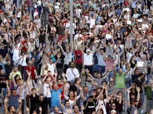 Protestat në Shkup. Foto: AP / Boris Grdanoski