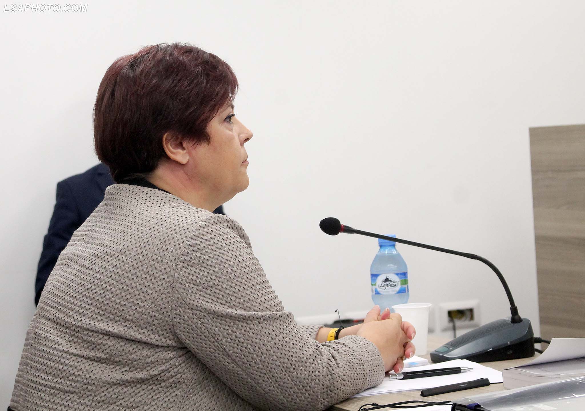Kryetarja e Gjykatës së Apelit te Korçës, Entela Prifti, gjatë një seance te Komisionit të Pavarur te Kualifikimit, KPK, | Foto nga : LSA