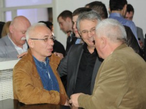 Radosavljevic në selinë e Partisë Progresive Serbe. Foto nga BETA.