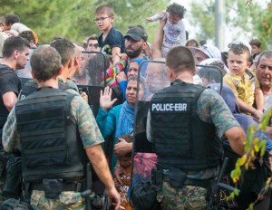 Refugjatë në kufirin e Maqedonisë. Foto: Meri Jordanova/BIRN