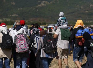 Migrantët në Serbi. Foto: (AP Photo/Darko Vojinovic) 