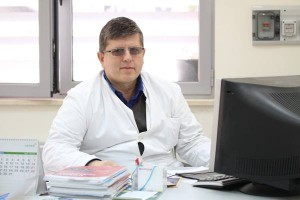 Mjeku kardiolog Petrit Vargu | Foto nga : Esmeralda Keta